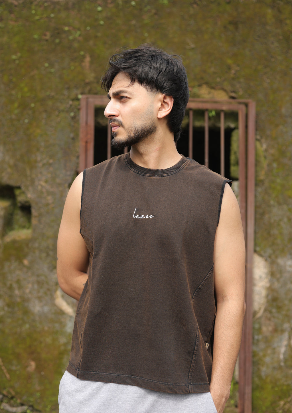 Signature Vest - Black Hue